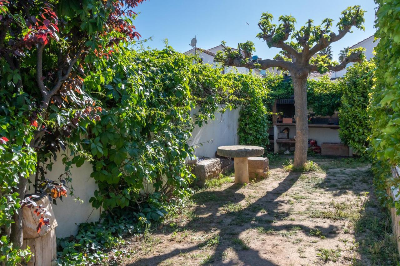 Villa Verde Piscina Pirvada Y Wifi L' Escala Eksteriør bilde